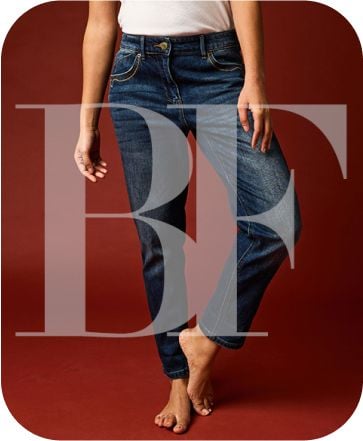 Le jean Boyfriend porté par un mannequin